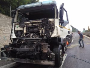 INCIDENTE STRADALE A24 3