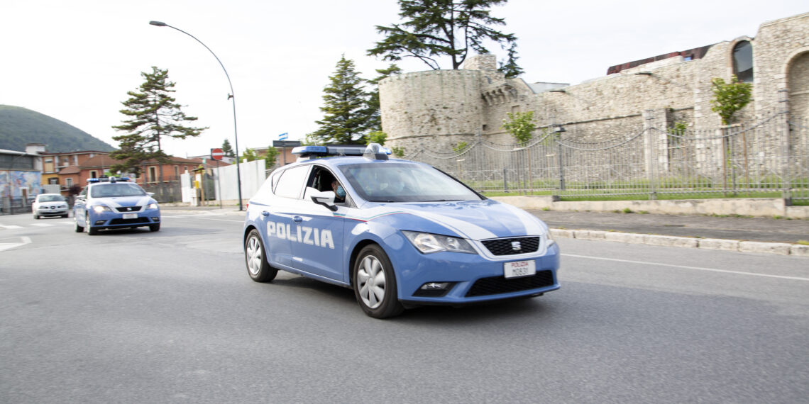 POLIZIA AVEZZANO COVID 19 61