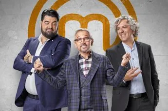 Masterchef in onda stasera prova esterna a colpi di padel e due pressure test jpg