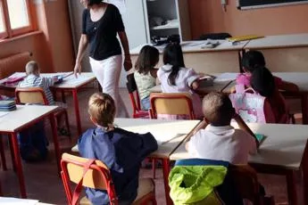 Scuola Anief A gennaio indennita di vacanza contrattuale stipendi e arretrati per i precari jpg