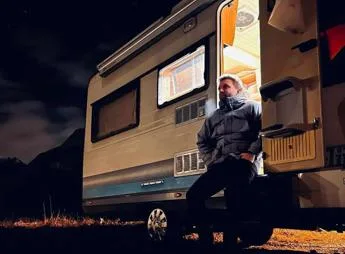 Una vita con Sexy Camper parcheggi luoghi e storie raccontate da Enrico 365 giorni lanno jpg