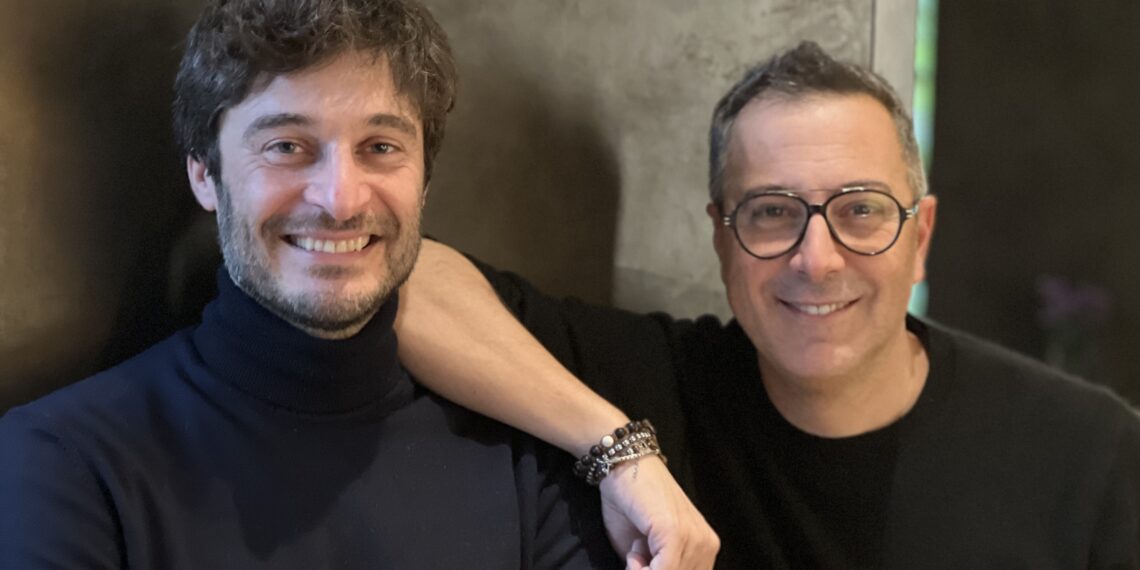 Foto Lino Guanciale e Luca Bianchini raccontano lincredibile storia di Raffaele Trequarti in un podcast 3